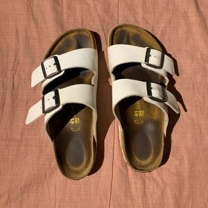 White Birkenstock Arizona’s!